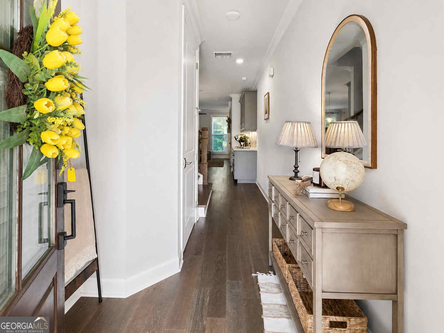 4 bedroom, 3.5 bathroom, 2,837 sq ft townhouse for sale at 204 Wheatland Road, Johns Creek, GA 30022 — photo 4