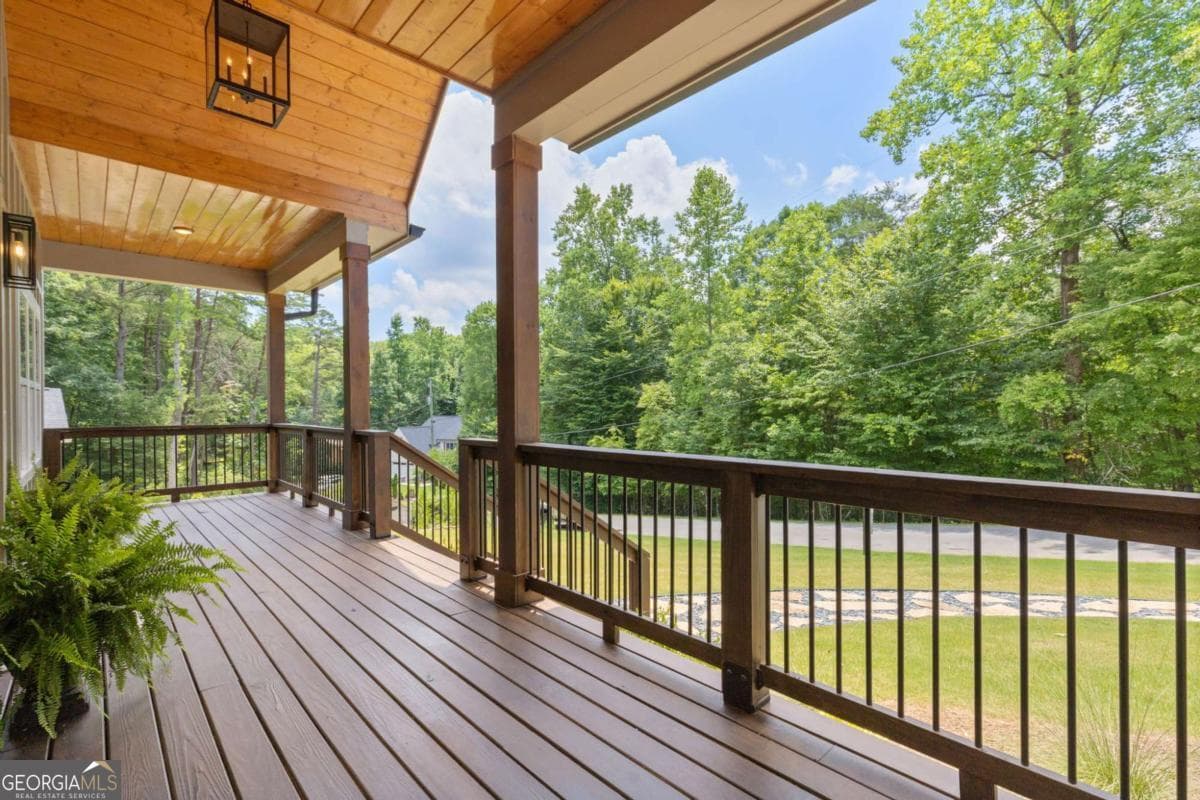 4 bedroom, 3.5 bathroom single family residence for sale at 6220 Eagle Court, Gainesville, GA 30506 — photo 6