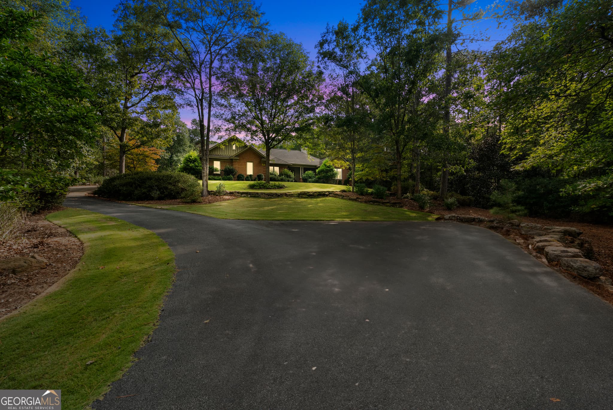 4 bedroom, 6 bathroom, 4,446 sq ft single family residence for sale at 52 Creekwood Court, Fortson, GA 31808 — photo 5