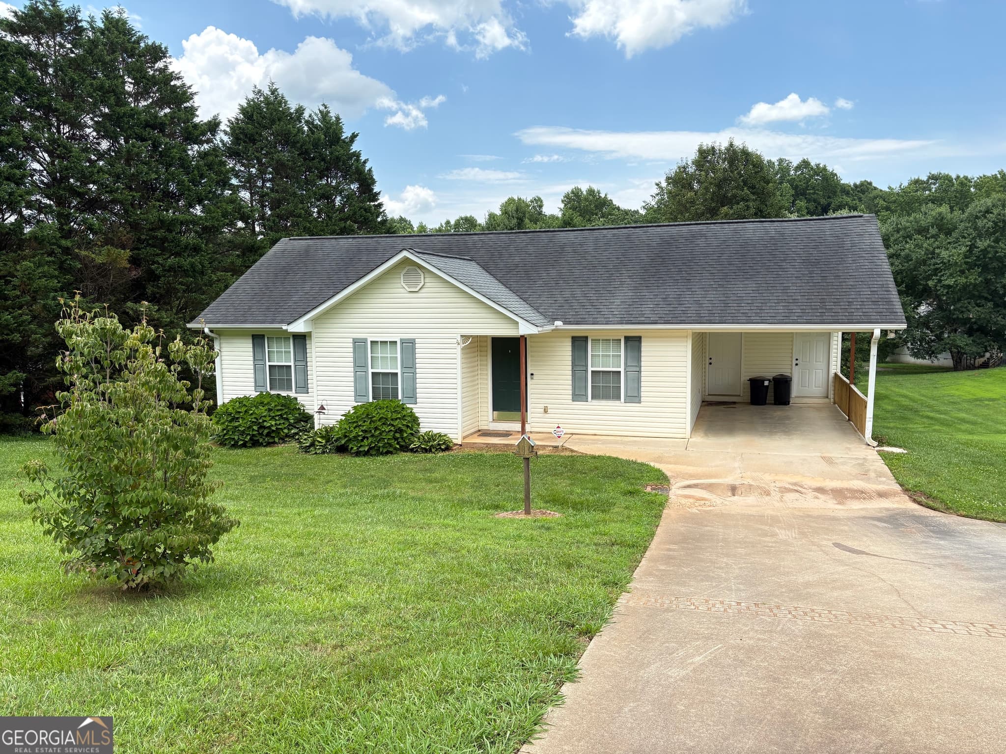 3 bedroom, 1.5 bathroom, 1,123 sq ft single family residence for sale at 444 Ansley Road, Demorest, GA 30535 — photo 1 of 39