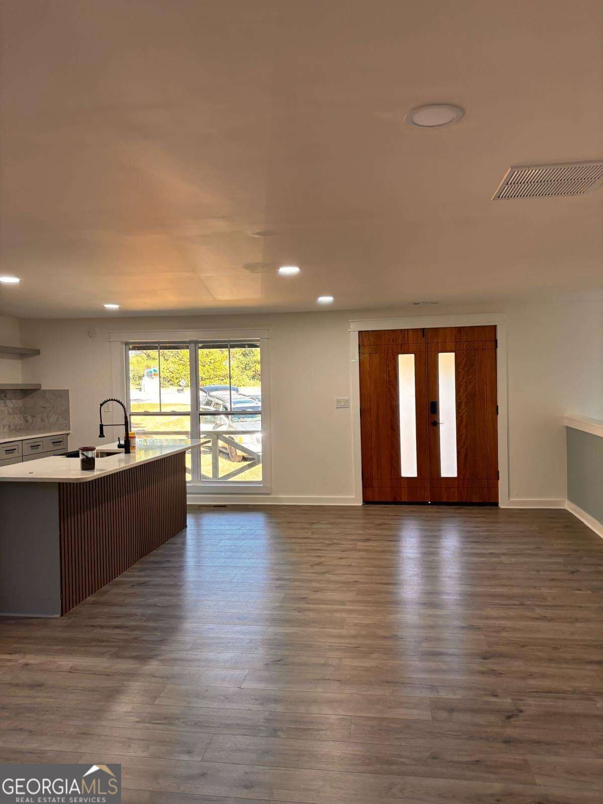 3 bedroom, 2.5 bathroom single family residence for rent at 4375 Braselton Highway, Hoschton, GA 30548 for $2,800 a month — photo 5