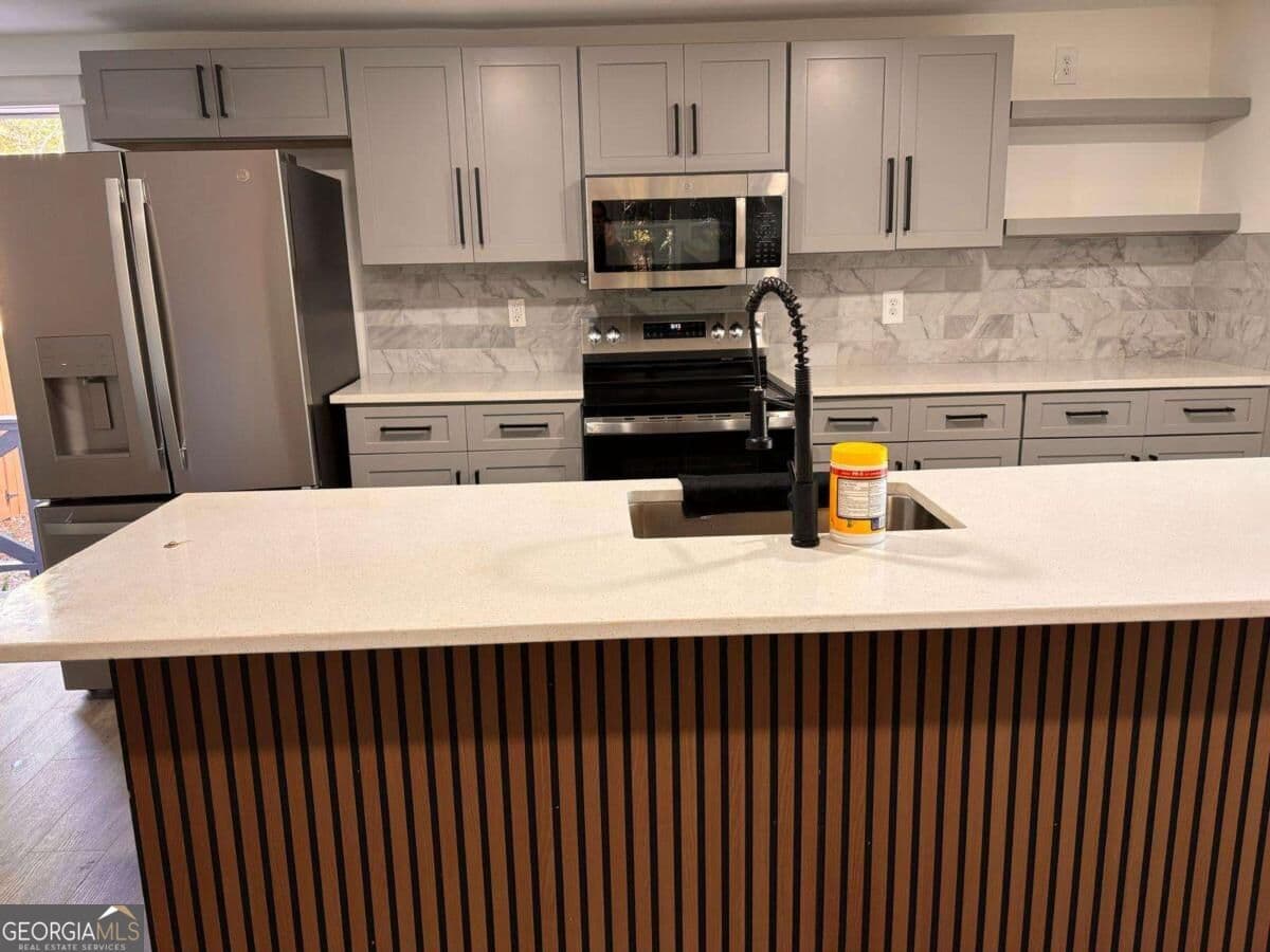 3 bedroom, 2.5 bathroom single family residence for rent at 4375 Braselton Highway, Hoschton, GA 30548 for $2,800 a month — photo 4