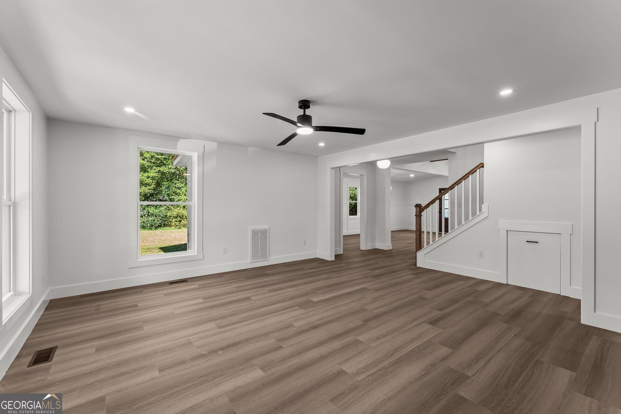4 bedroom, 3.5 bathroom, 2,611 sq ft single family residence for sale at 3288 W US-280, Pembroke, GA 31321 — photo 9
