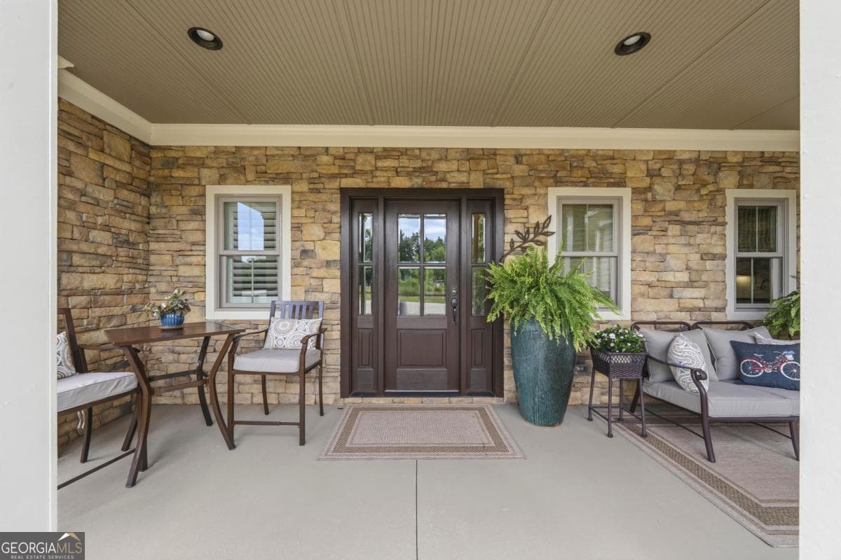 4 bedroom, 4.5 bathroom single family residence for sale at 1001 Bayside Drive, Greensboro, GA 30642 — photo 4
