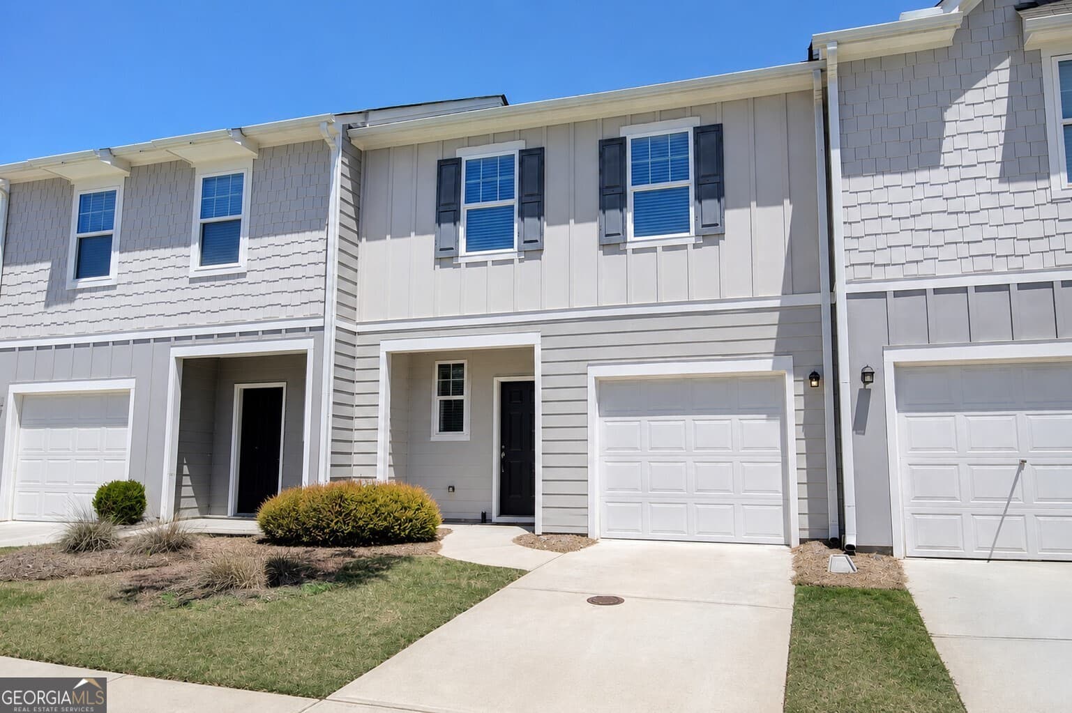 3 bedroom, 2.5 bathroom townhouse for rent at 1045 Paddington Drive, Cartersville, GA 30120 for $2,300 a month