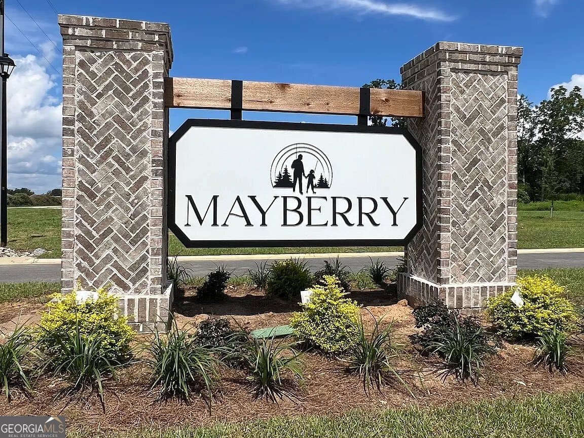 3 bedroom, 2 bathroom, 1,430 sq ft single family residence under contract at 314 Barney Run 171, Statesboro, GA 30458 — photo 3