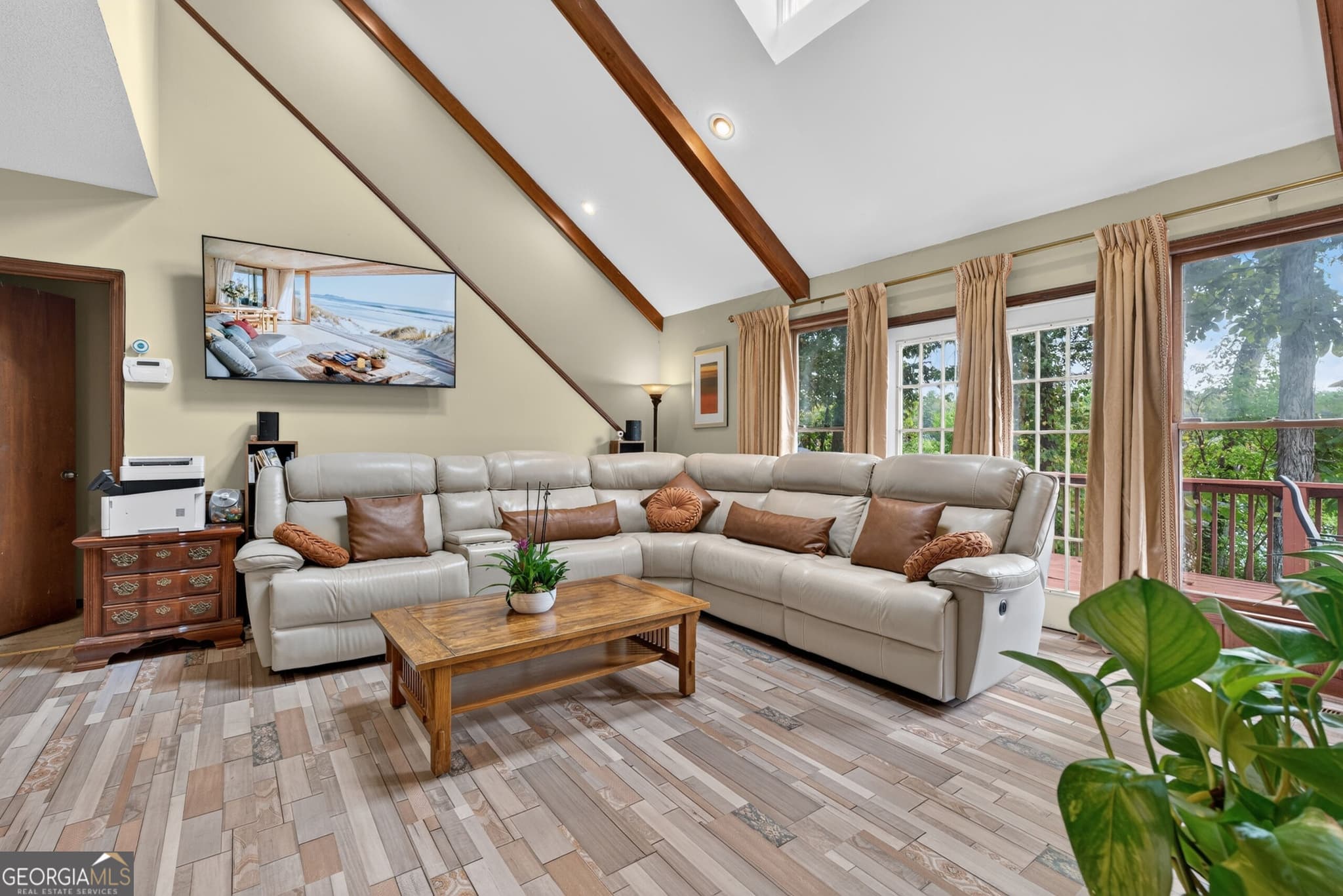 3 bedroom, 2.5 bathroom, 1,452 sq ft single family residence for sale at 1171 Will Scarlet Way, Macon, GA 31220 — photo 4
