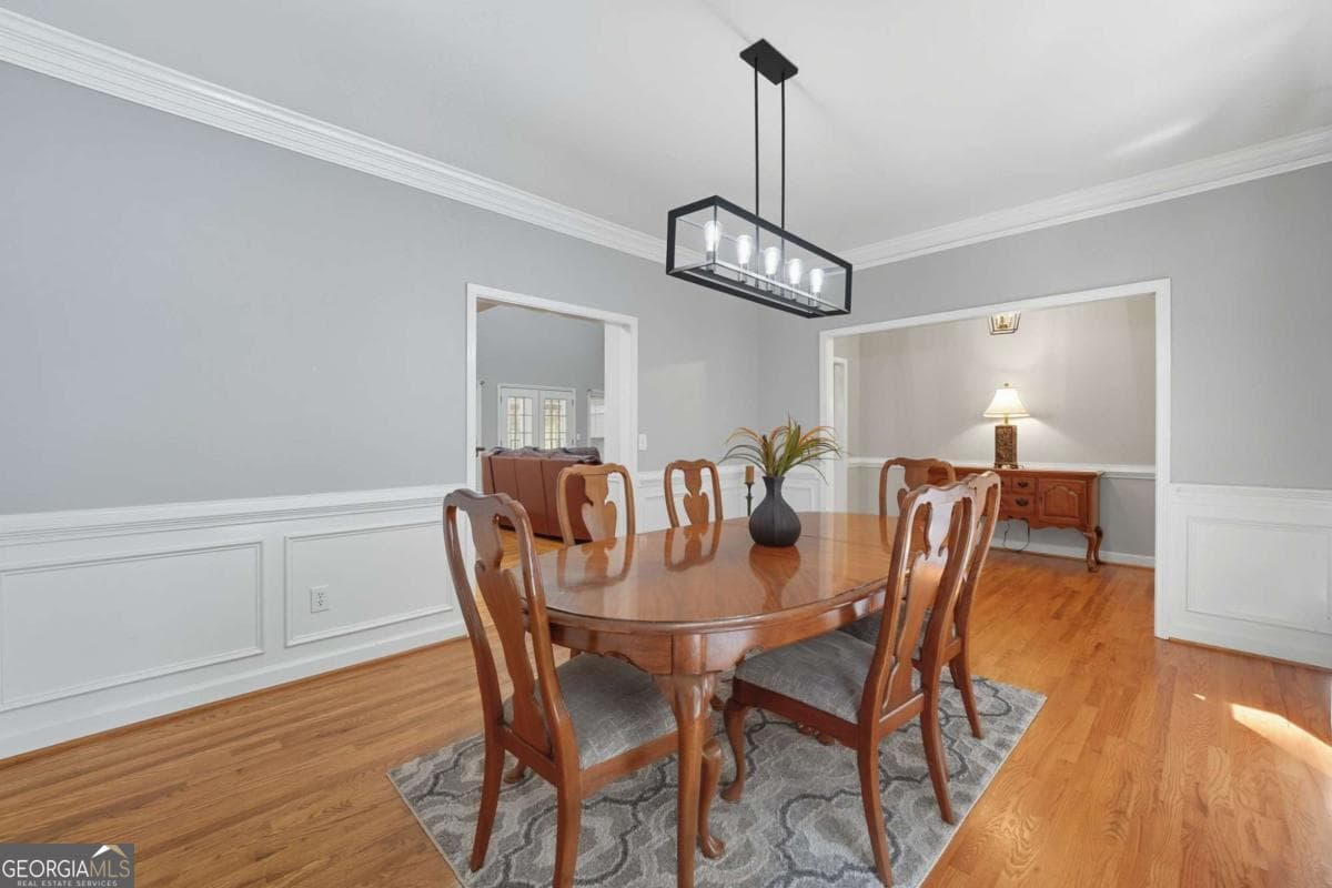 7 bedroom, 3.5 bathroom, 4,400 sq ft single family residence for sale at 5090 Eubanks Road, Woodstock, GA 30188 — photo 6