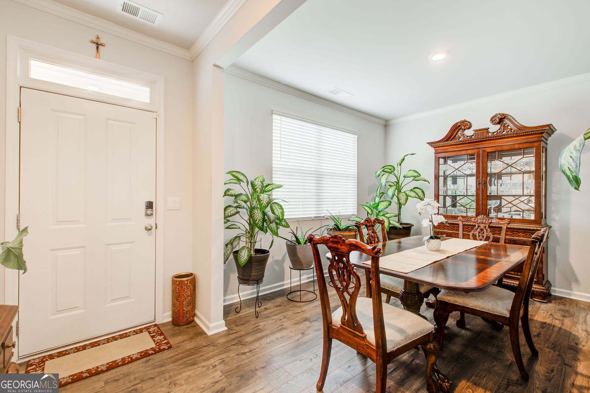 5 bedroom, 3 bathroom, 2,556 sq ft single family residence for sale at 8818 Sibella Court, Lithia Springs, GA 30122 — photo 3
