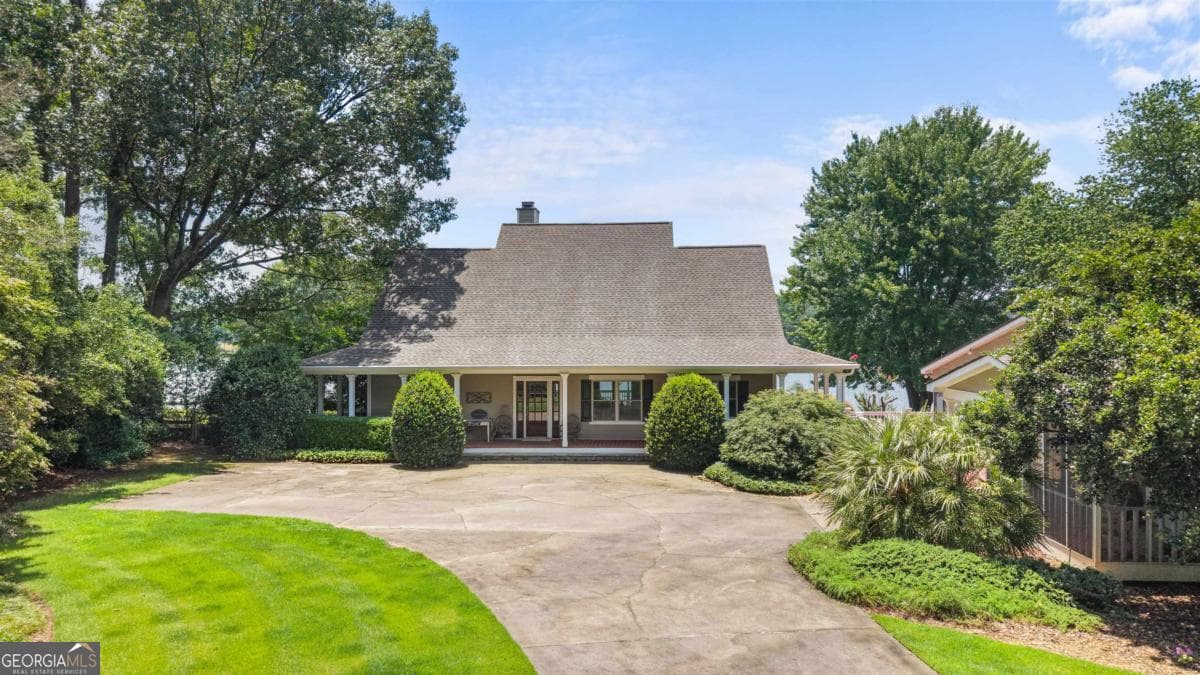 5 bedroom, 6.5 bathroom, 2 sq ft single family residence for sale at 1470 Staci Drive -, Greensboro, GA 30642 — photo 1 of 75