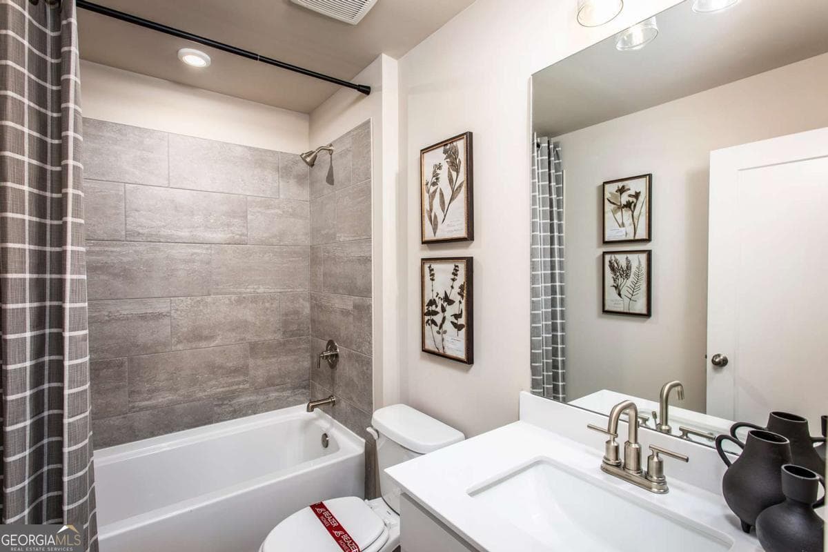 4 bedroom, 3 bathroom, 2,665 sq ft single family residence for sale at 121 Willowfern Lane LOT 61, Marietta, GA 30066 — photo 5