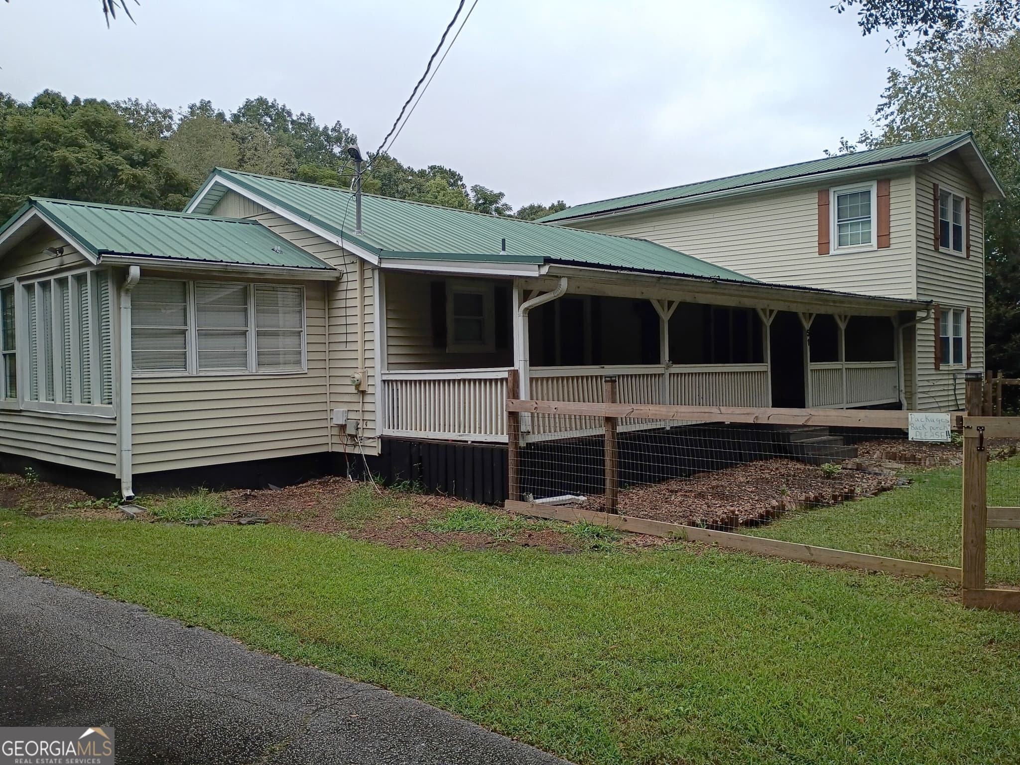 4 bedroom, 2 bathroom, 2,192 sq ft single family residence for rent at 51 Cleveland Road, Locust Grove, GA 30248 for $2,250 a month — photo 1 of 1