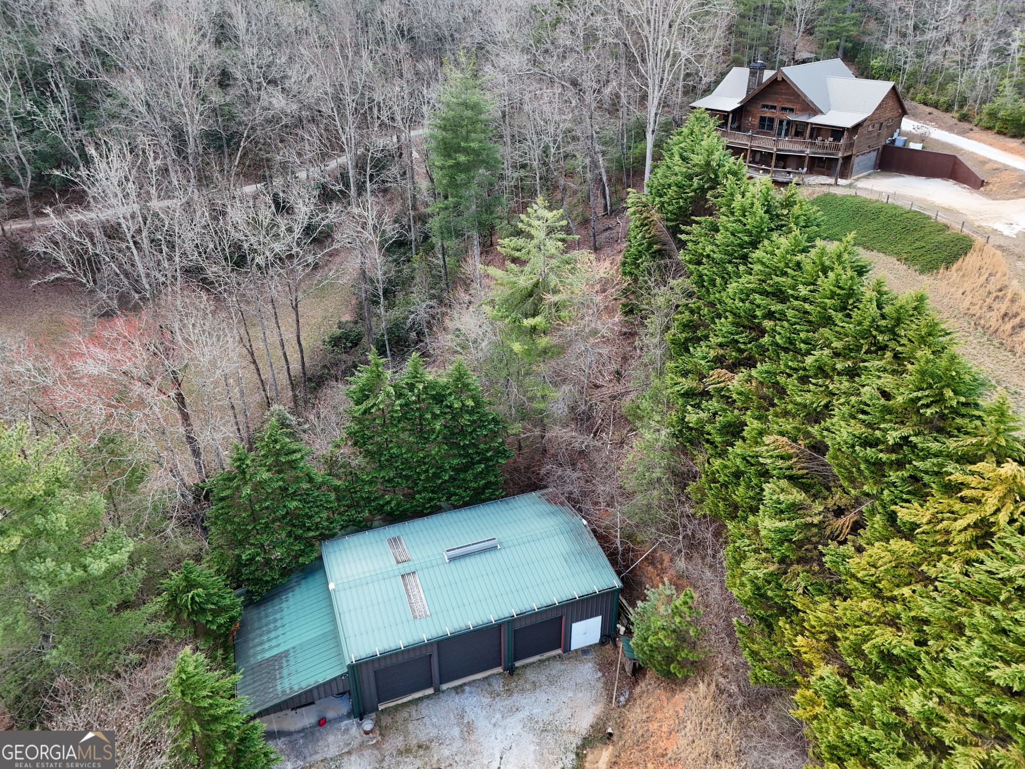 4 bedroom, 3 bathroom, 4,136 sq ft cabin,single family residence for sale at 5232 CROW CREEK Road, Lakemont, GA 30552 — photo 5
