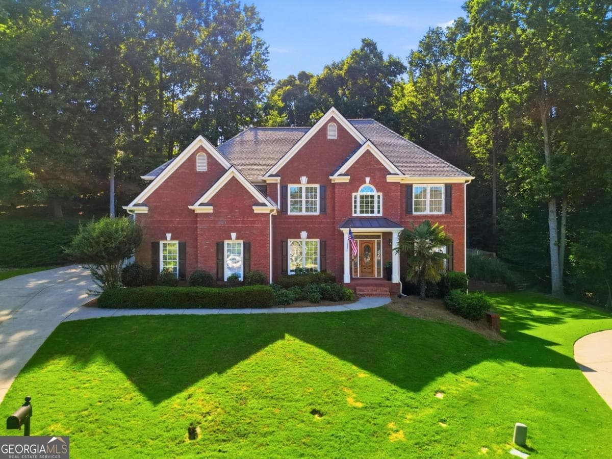 6 bedroom, 5 bathroom, 5,419 sq ft single family residence for sale at 803 Rocky Ridge Court, Canton, GA 30114 — photo 2