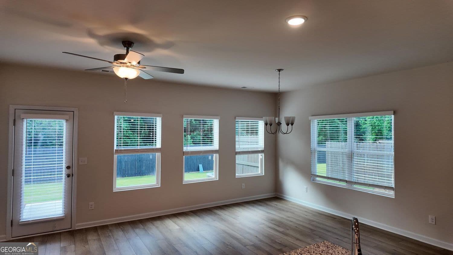 3 bedroom, 2.5 bathroom, 1,485 sq ft townhouse for rent at 133 Jaxton Street, Hoschton, GA 30548 for $2,500 a month — photo 8