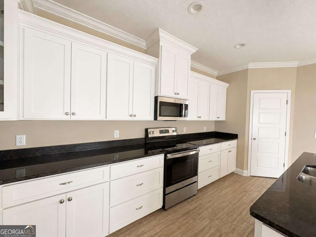 3 bedroom, 2 bathroom, 1,800 sq ft duplex for rent at 152 The Villas Way, Kingsland, GA 31548 for $2,100 a month — photo 9