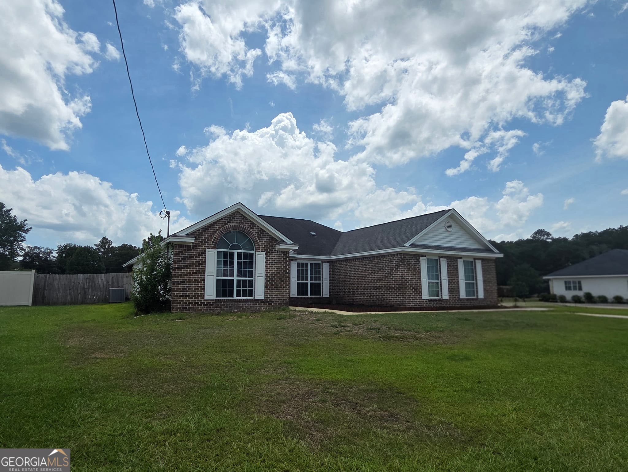 4 bedroom, 2.5 bathroom, 1,971 sq ft single family residence for sale at 125 Joshua Circle, Ellabell, GA 31308 — photo 3