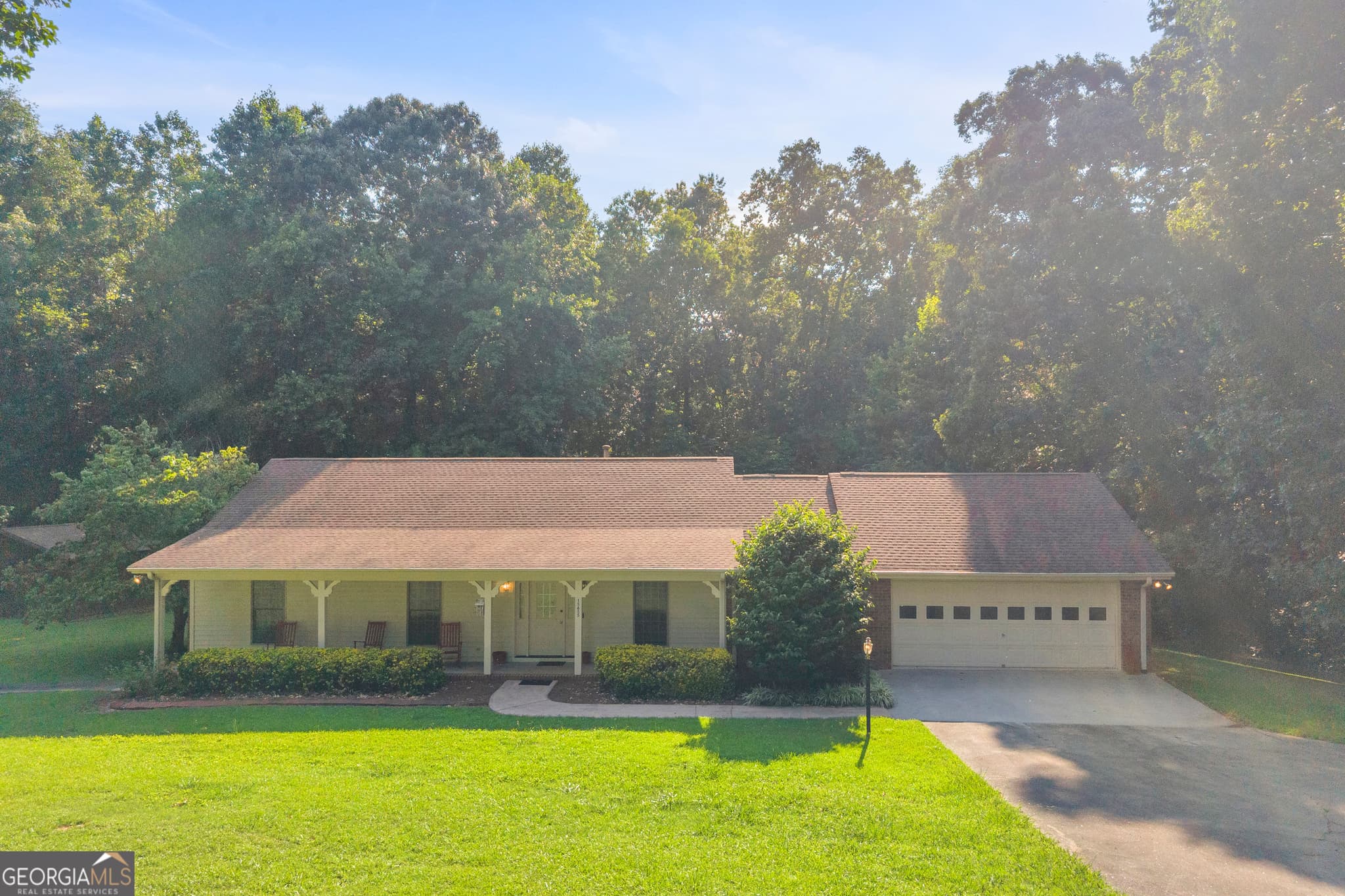 3 bedroom, 2 bathroom, 1,842 sq ft single family residence for sale at 15655 Hwy 106, Martin, GA 30557 — photo 2