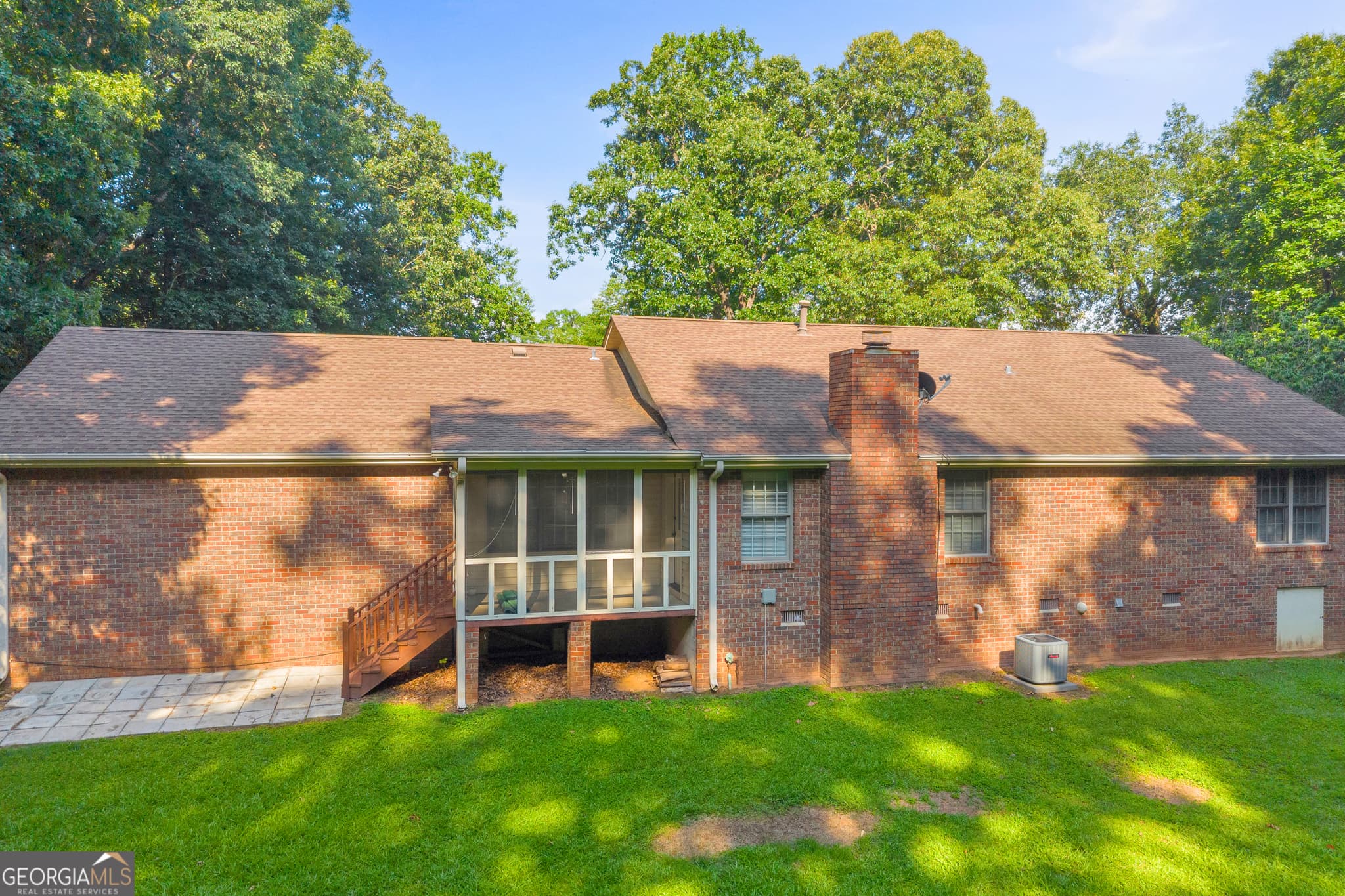 3 bedroom, 2 bathroom, 1,842 sq ft single family residence for sale at 15655 Hwy 106, Martin, GA 30557 — photo 3