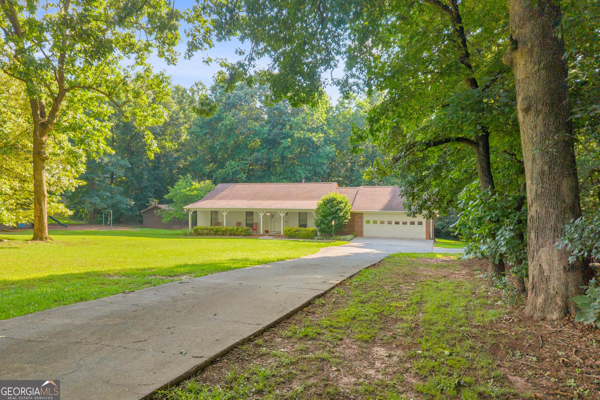 3 bedroom, 2 bathroom, 1,842 sq ft single family residence for sale at 15655 Hwy 106, Martin, GA 30557 — photo 5