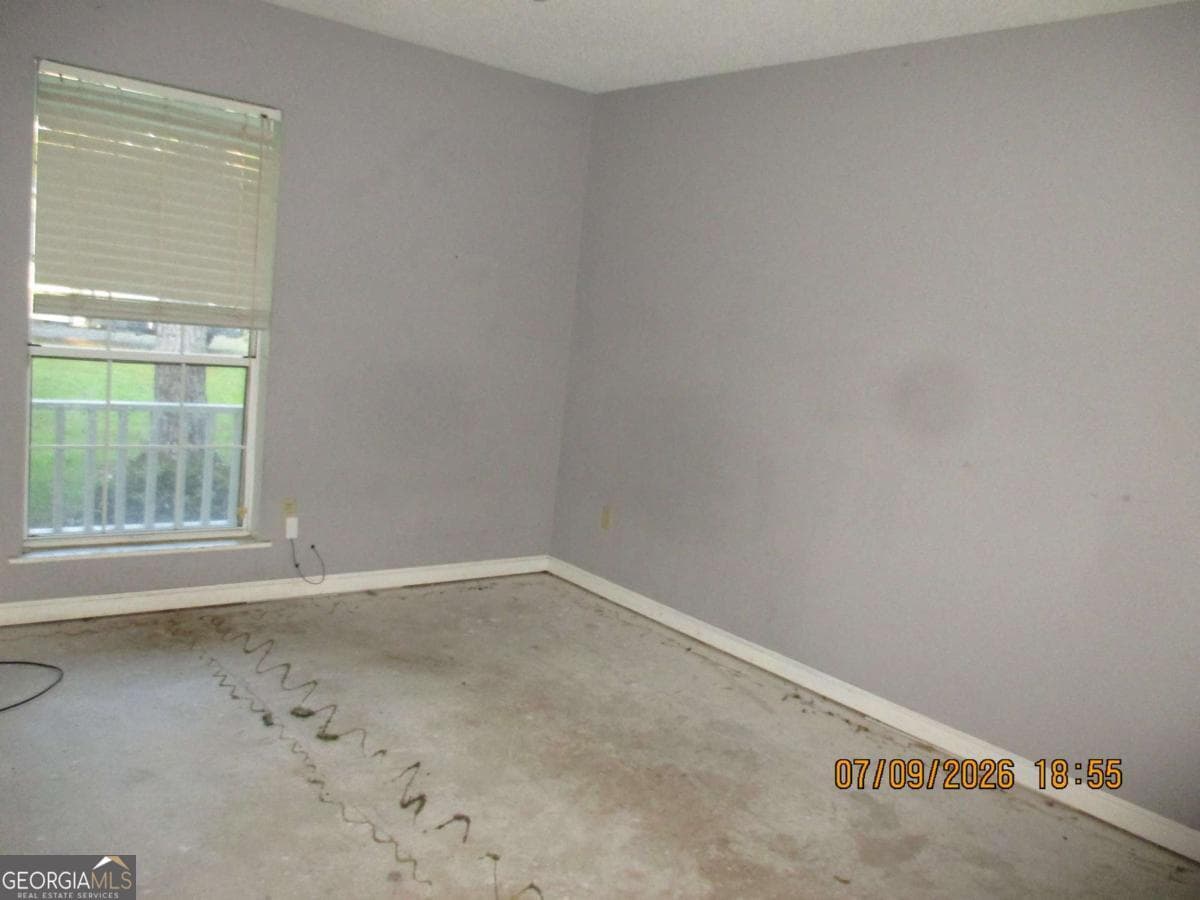 3 bedroom, 2 bathroom single family residence for sale at 2500 Pin Oak Street, Jesup, GA 31546 — photo 8