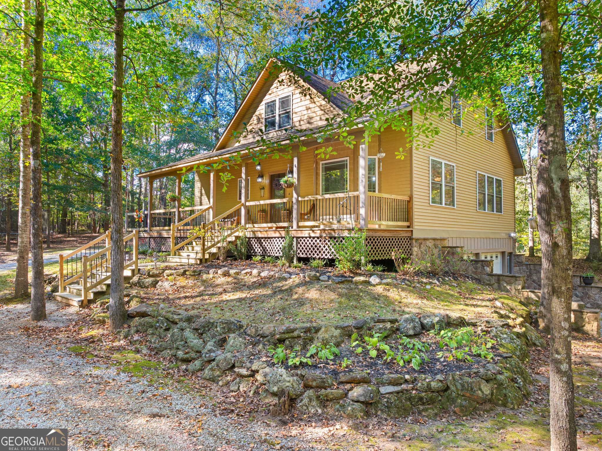 4 bedroom, 2 bathroom, 1,984 sq ft single family residence for sale at 752 Spring Creek Drive, Bowersville, GA 30516 — photo 4