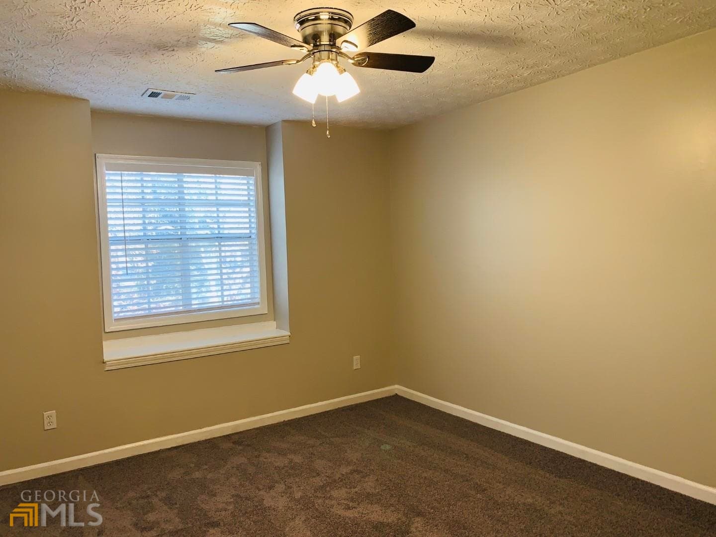 1 bedroom, 1 bathroom, 700 sq ft single family residence for rent at 73 Clay Street 83, Fairburn, GA 30213 for $1,150 a month — photo 6