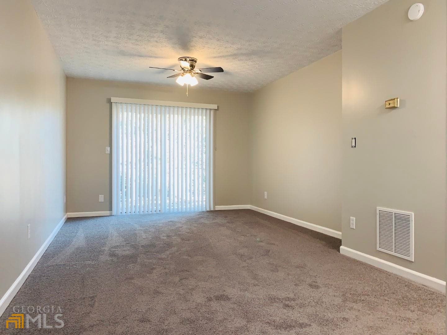 1 bedroom, 1 bathroom, 700 sq ft single family residence for rent at 73 Clay Street 83, Fairburn, GA 30213 for $1,150 a month — photo 8