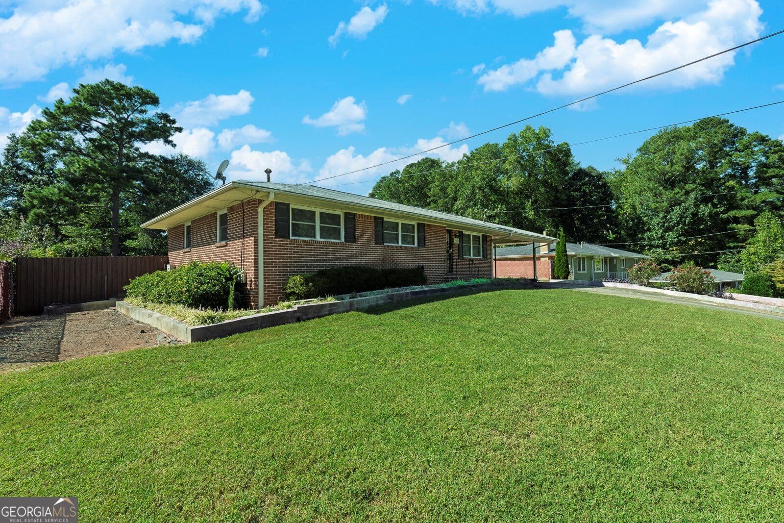 3 bedroom, 1.5 bathroom, 1,545 sq ft single family residence for sale at 3500 Kenland Road, Smyrna, GA 30082 — photo 2