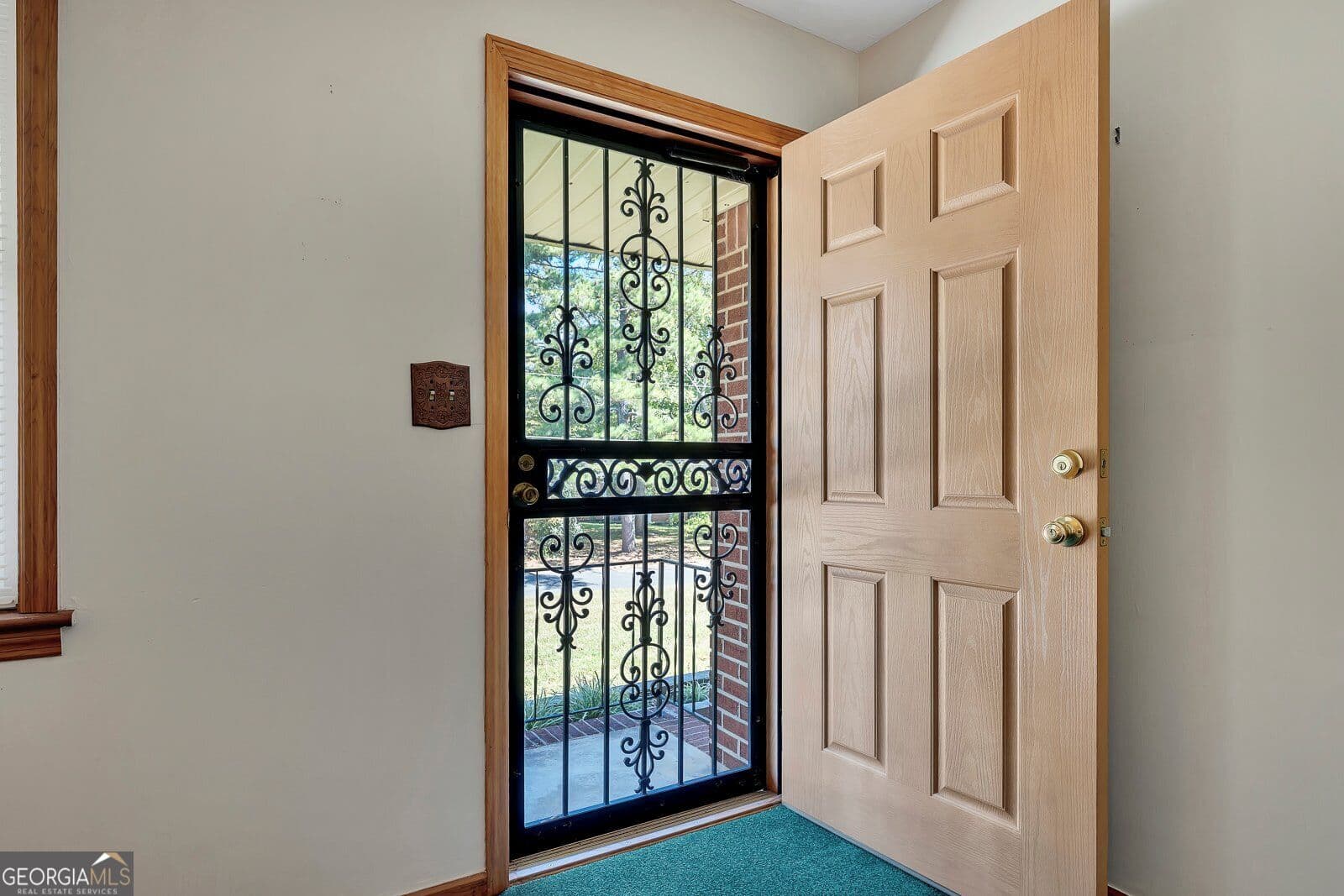 3 bedroom, 1.5 bathroom, 1,545 sq ft single family residence for sale at 3500 Kenland Road, Smyrna, GA 30082 — photo 4