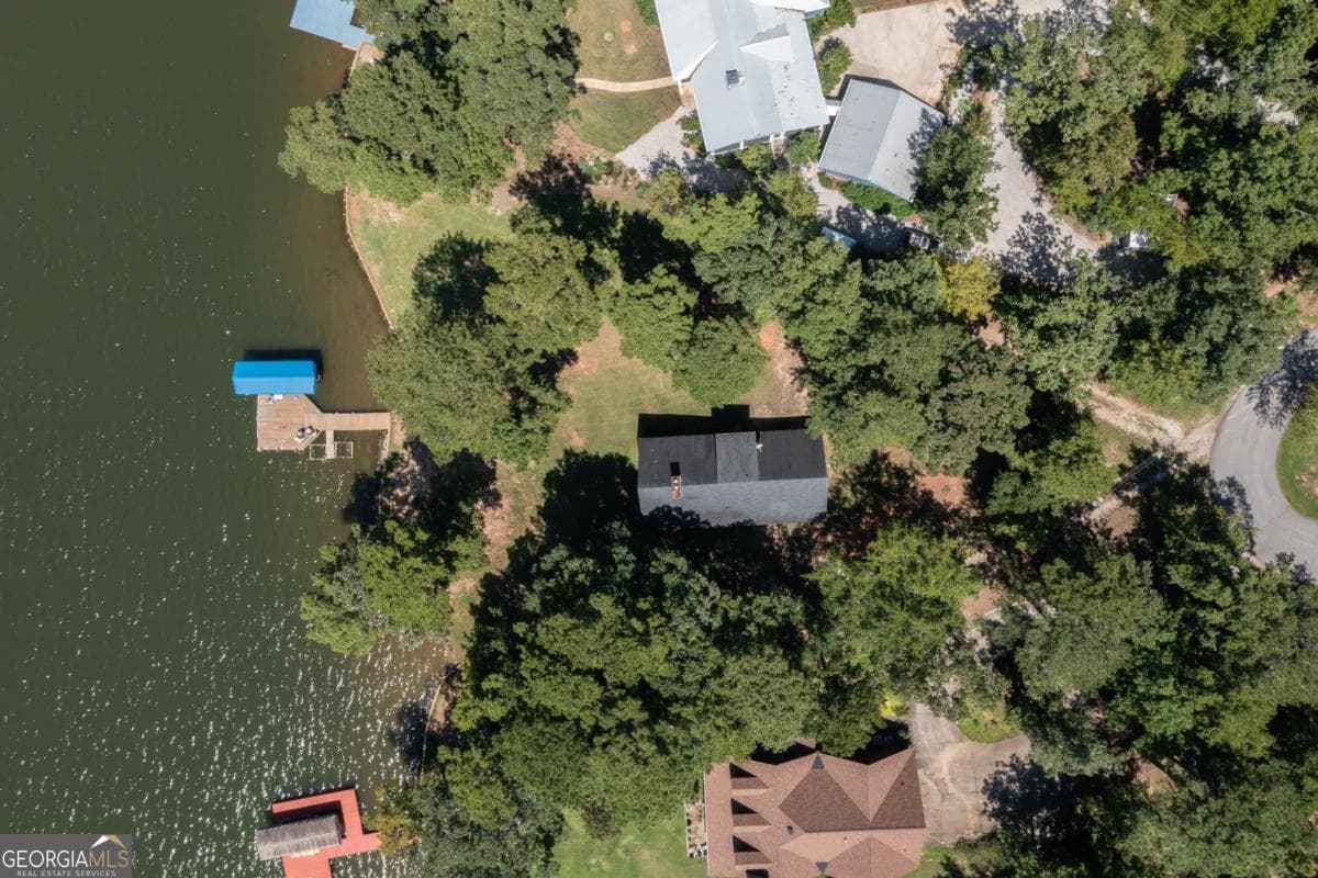 3 bedroom, 2 bathroom, 1,844 sq ft single family residence for sale at 1031 Hawks Bill Drive, Greensboro, GA 30642 — photo 7
