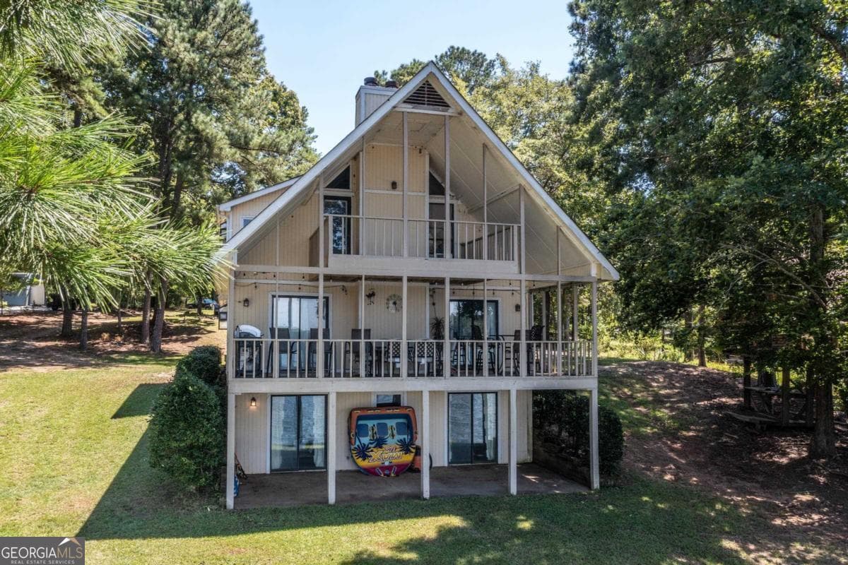 3 bedroom, 2 bathroom, 1,844 sq ft single family residence for sale at 1031 Hawks Bill Drive, Greensboro, GA 30642 — photo 5