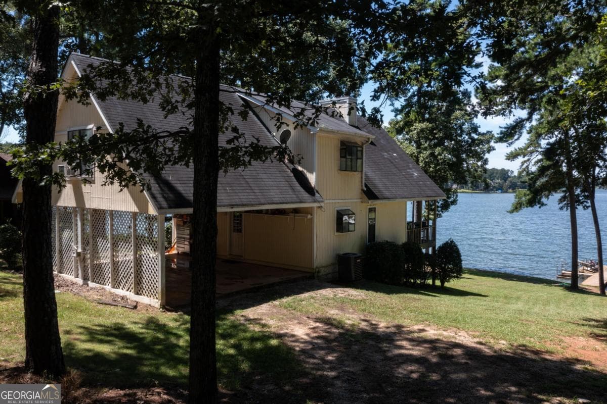 3 bedroom, 2 bathroom, 1,844 sq ft single family residence for sale at 1031 Hawks Bill Drive, Greensboro, GA 30642 — photo 9