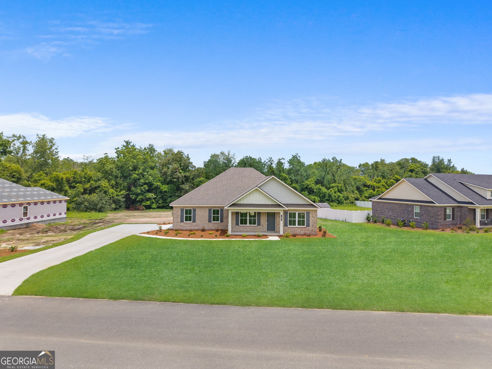 4 bedroom, 3 bathroom, 1,875 sq ft single family residence for sale at 103 Pin Oak Lane, Statesboro, GA 30458 — photo 4