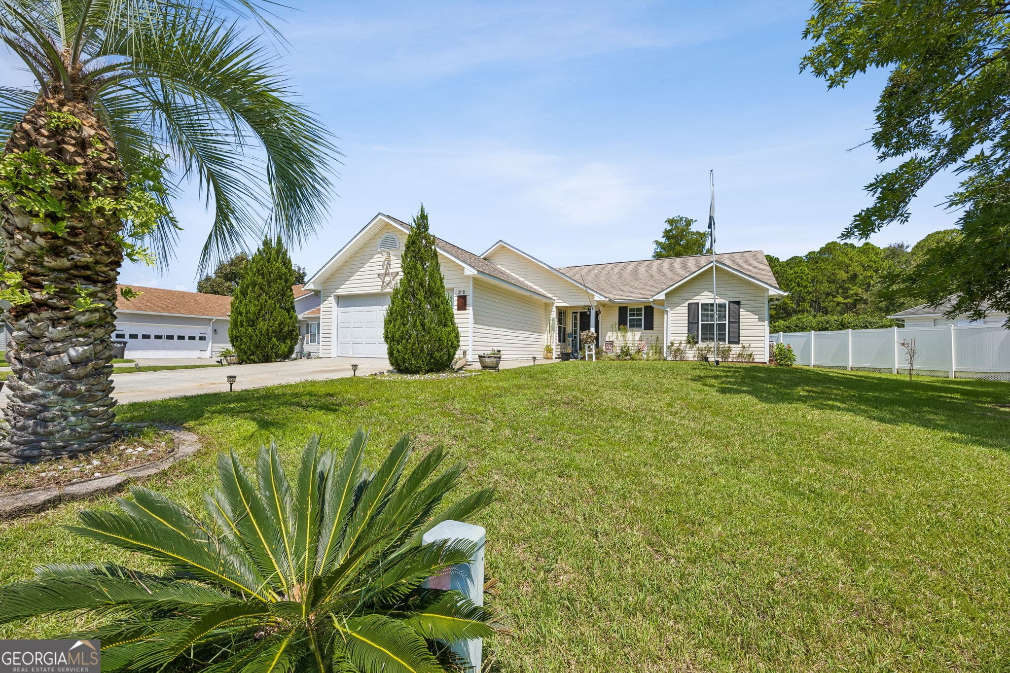 3 bedroom, 2 bathroom, 1,287 sq ft single family residence under contract at 20 Lakefront Drive, St. Marys, GA 31558 — photo 5