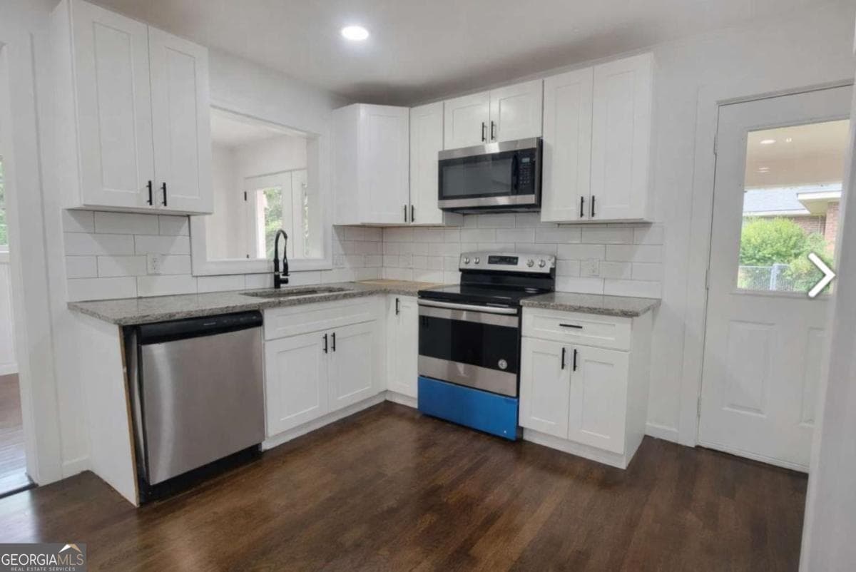 3 bedroom, 2 bathroom, 1,465 sq ft single family residence under contract at 615 Peachtree Drive, Thomaston, GA 30286 — photo 7