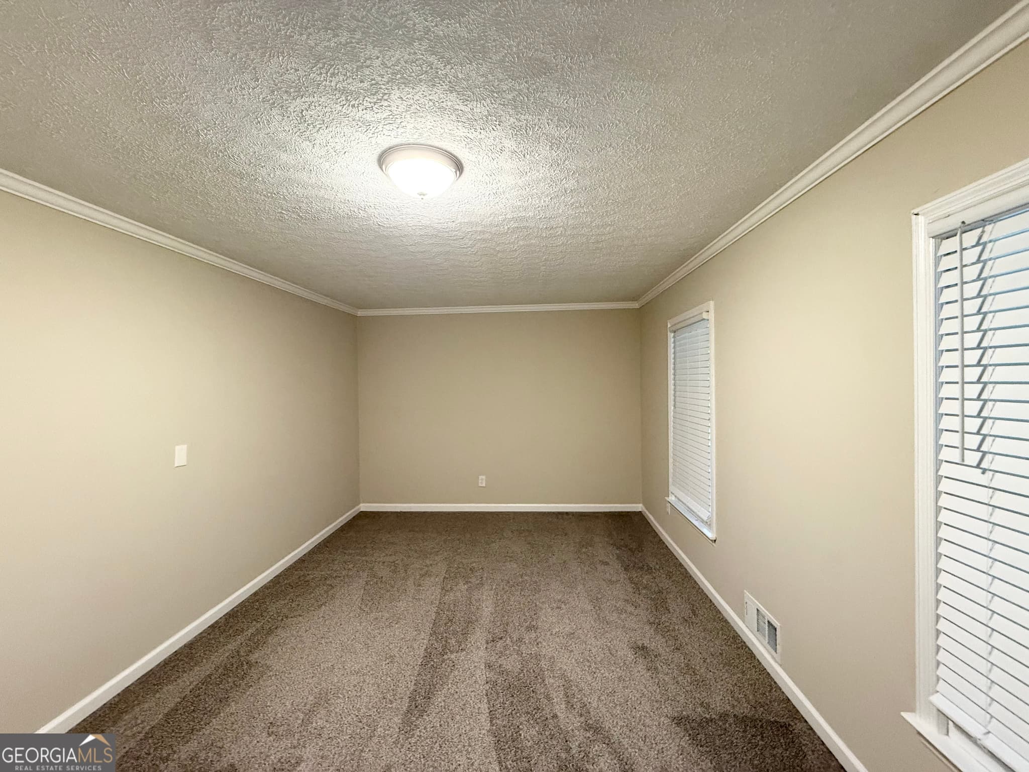 6 bedroom, 3.5 bathroom, 3,159 sq ft single family residence for sale at 1165 Huey Road, Douglasville, GA 30134 — photo 6