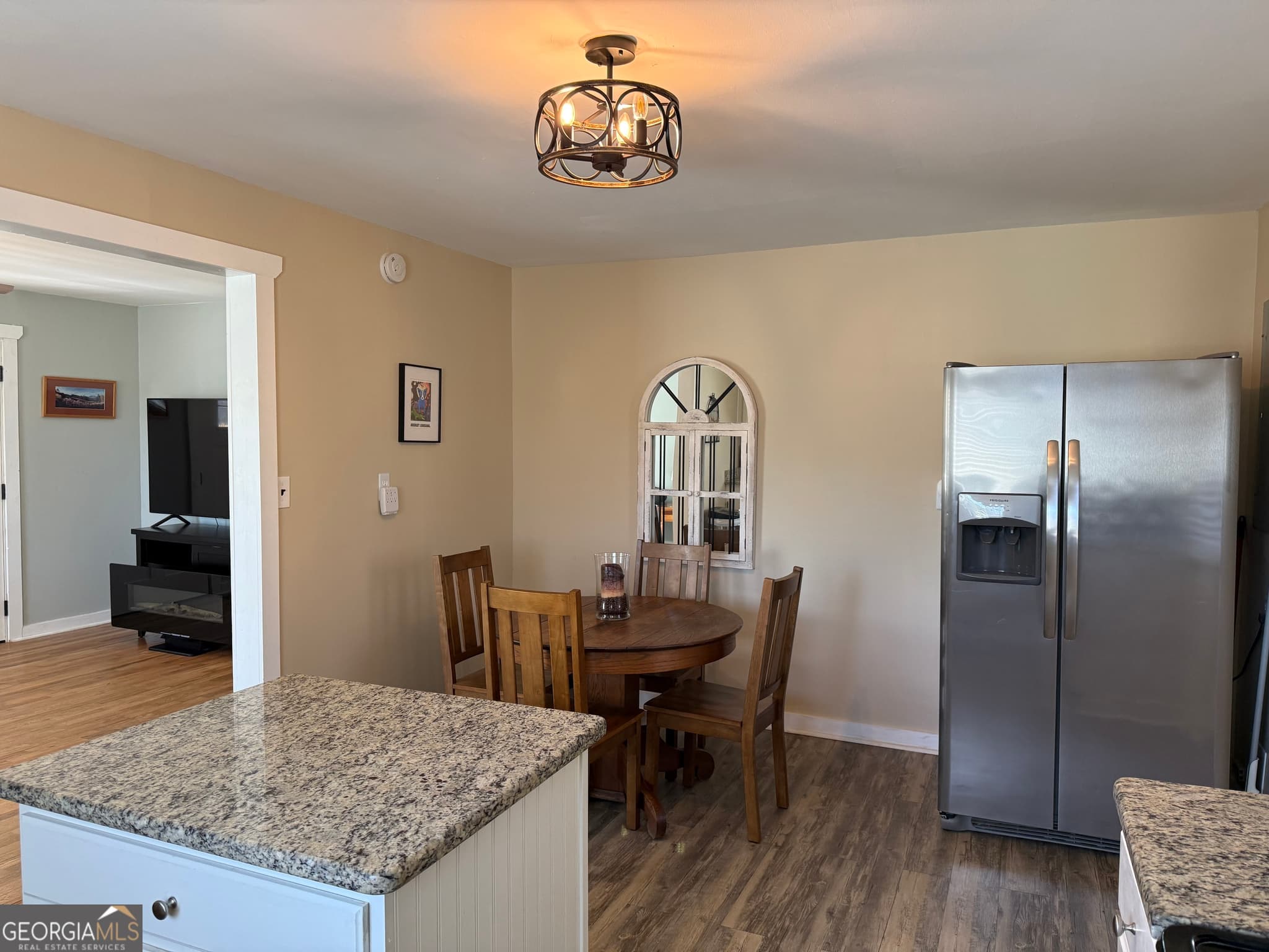 3 bedroom, 1.5 bathroom, 1,061 sq ft single family residence for sale at 331 Blue Arrow Lane, Mineral Bluff, GA 30559 — photo 10