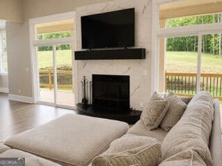 6 bedroom, 4 bathroom, 5,462 sq ft single family residence for sale at 3574 Graycliff Road, Snellville, GA 30039 — photo 6