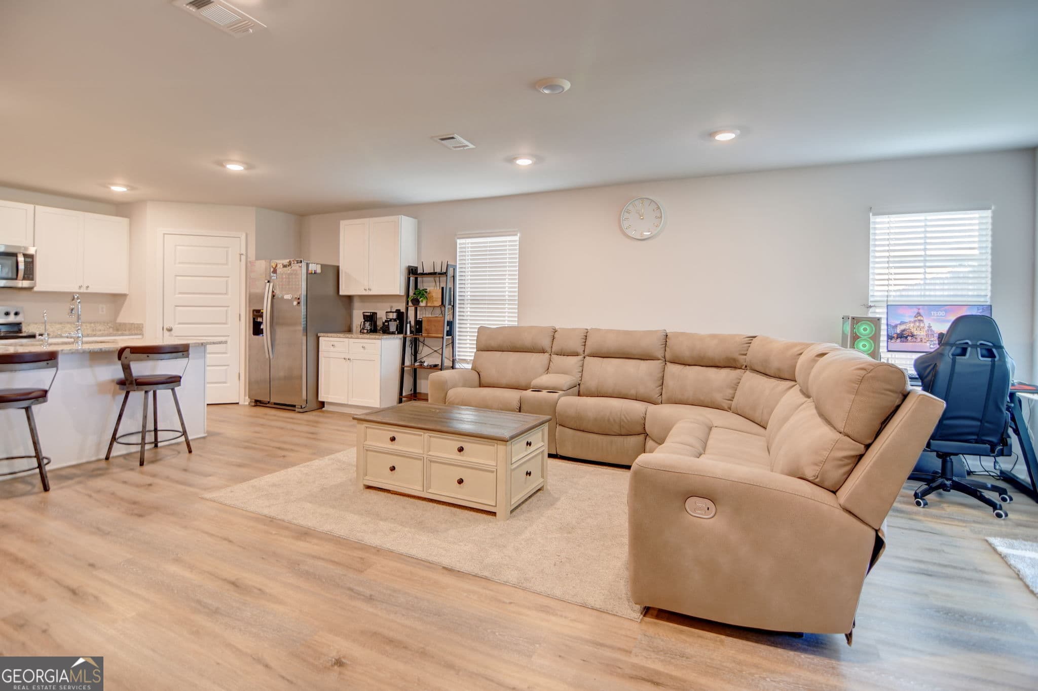5 bedroom, 3 bathroom, 2,043 sq ft single family residence for sale at 1532 Beverly Lane, Hahira, GA 31632 — photo 9