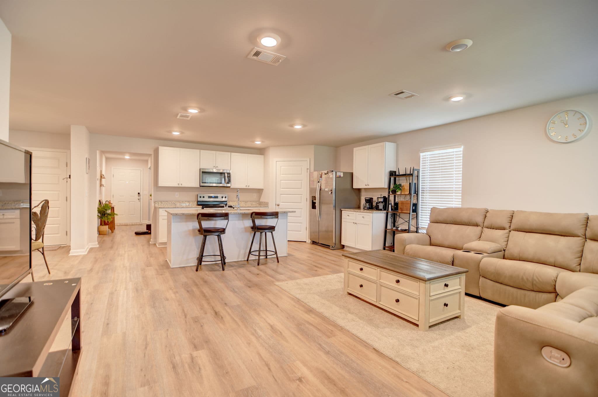 5 bedroom, 3 bathroom, 2,043 sq ft single family residence for sale at 1532 Beverly Lane, Hahira, GA 31632 — photo 10