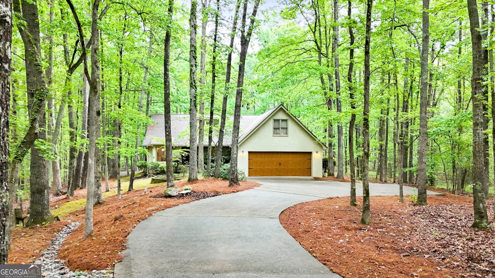 3 bedroom, 2 bathroom, 1,677 sq ft single family residence sold at 145 Flat Creek Court, Fayetteville, GA 30214