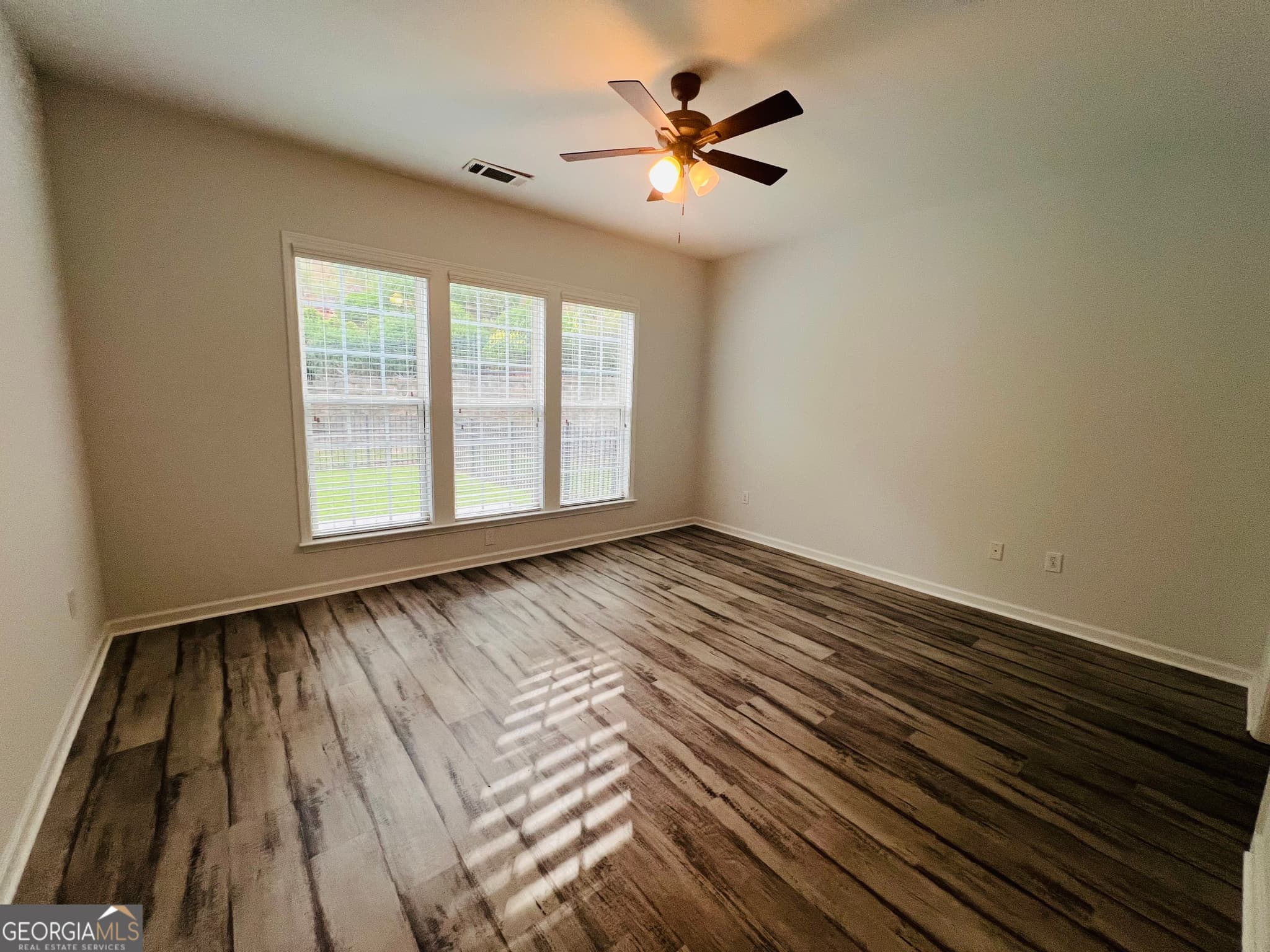 2 bedroom, 2 bathroom, 1,138 sq ft single family residence for rent at 164 Begonia Court, Griffin, GA 30223 for $2,300 a month — photo 10