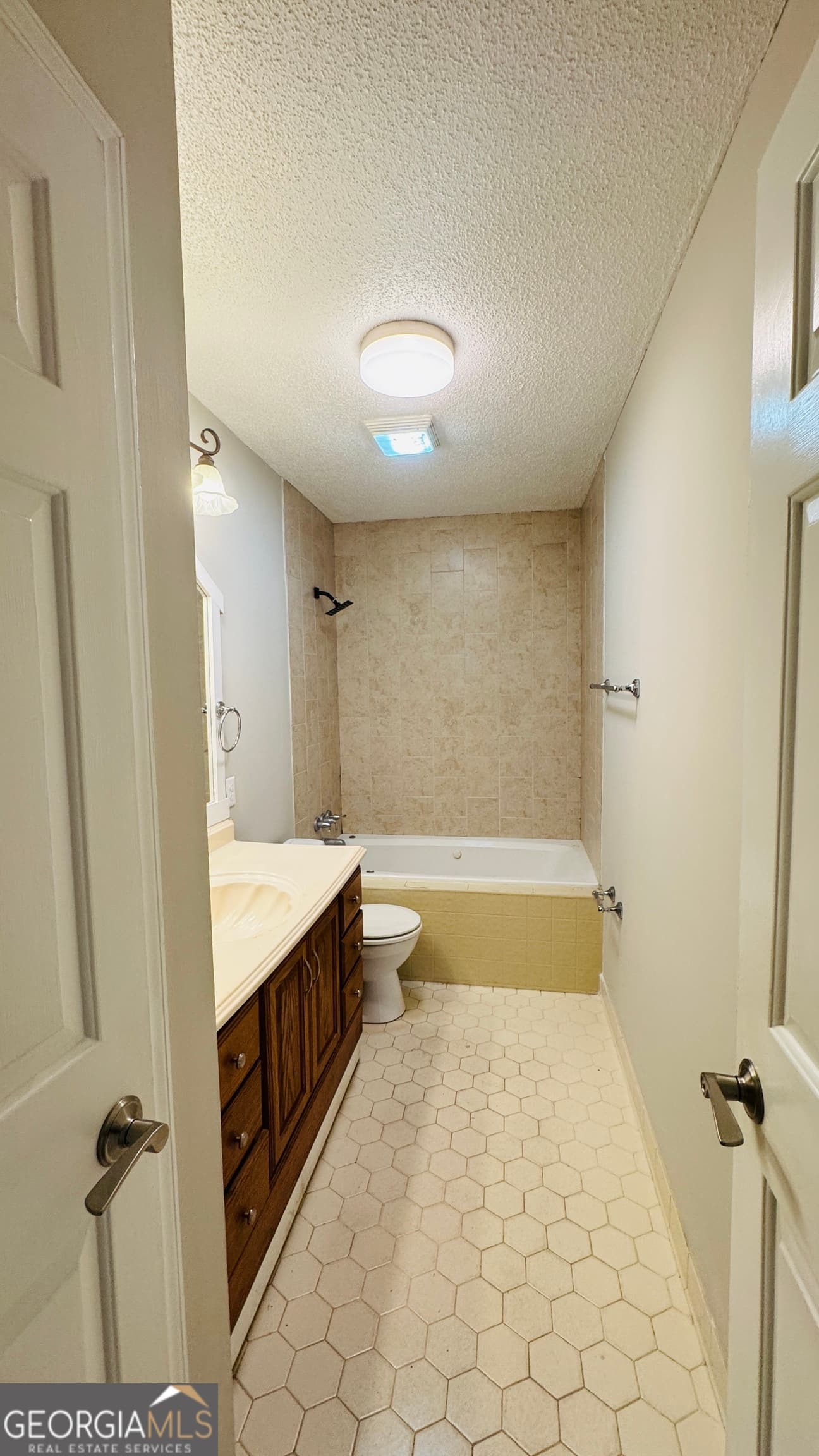 4 bedroom, 2 bathroom, 2,408 sq ft single family residence for sale at 2203 Joyce Court, Vidalia, GA 30474 — photo 10
