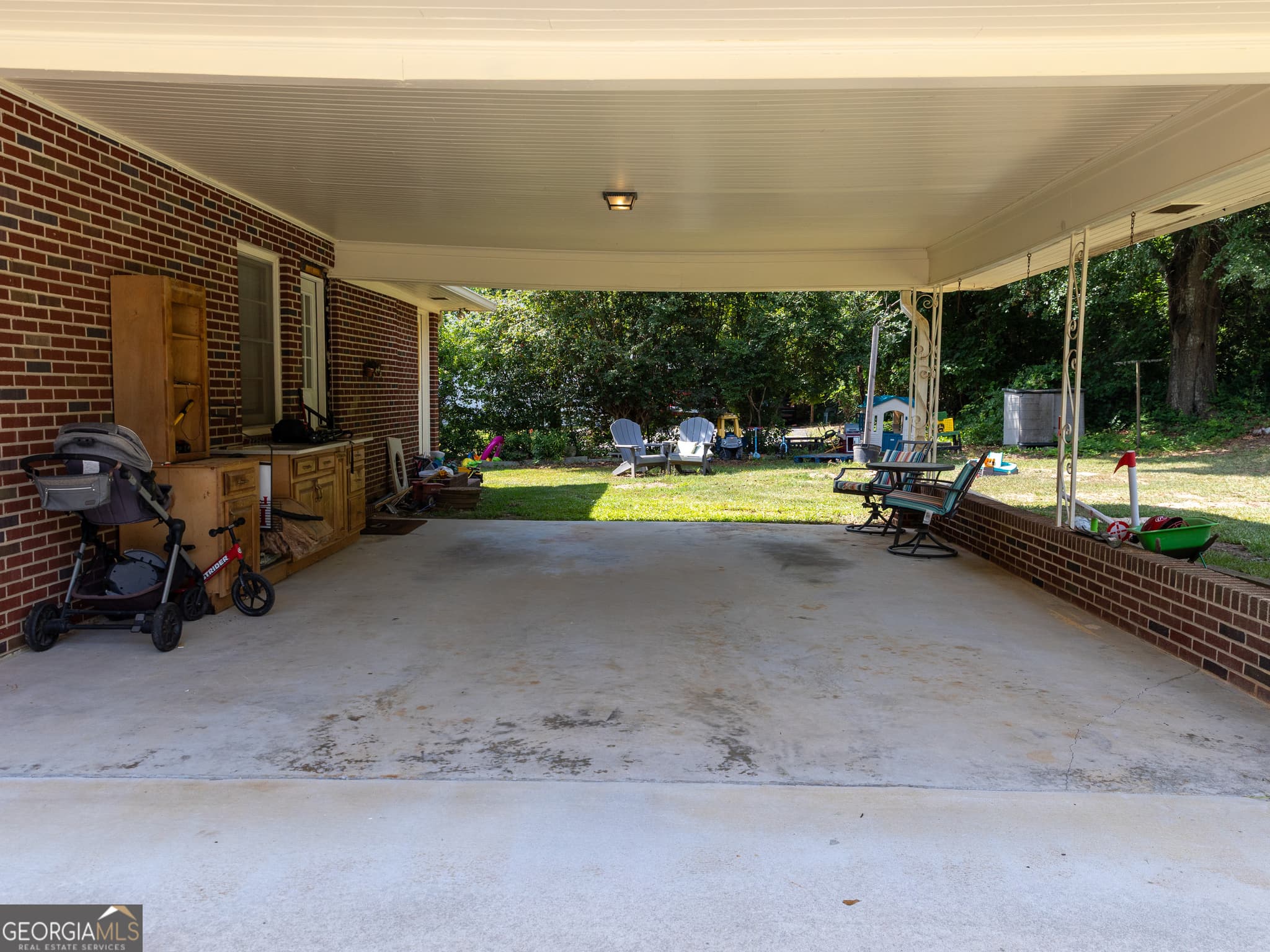 3 bedroom, 2 bathroom, 1,738 sq ft single family residence for sale at 403 Ridgecrest Drive, Elberton, GA 30635 — photo 4