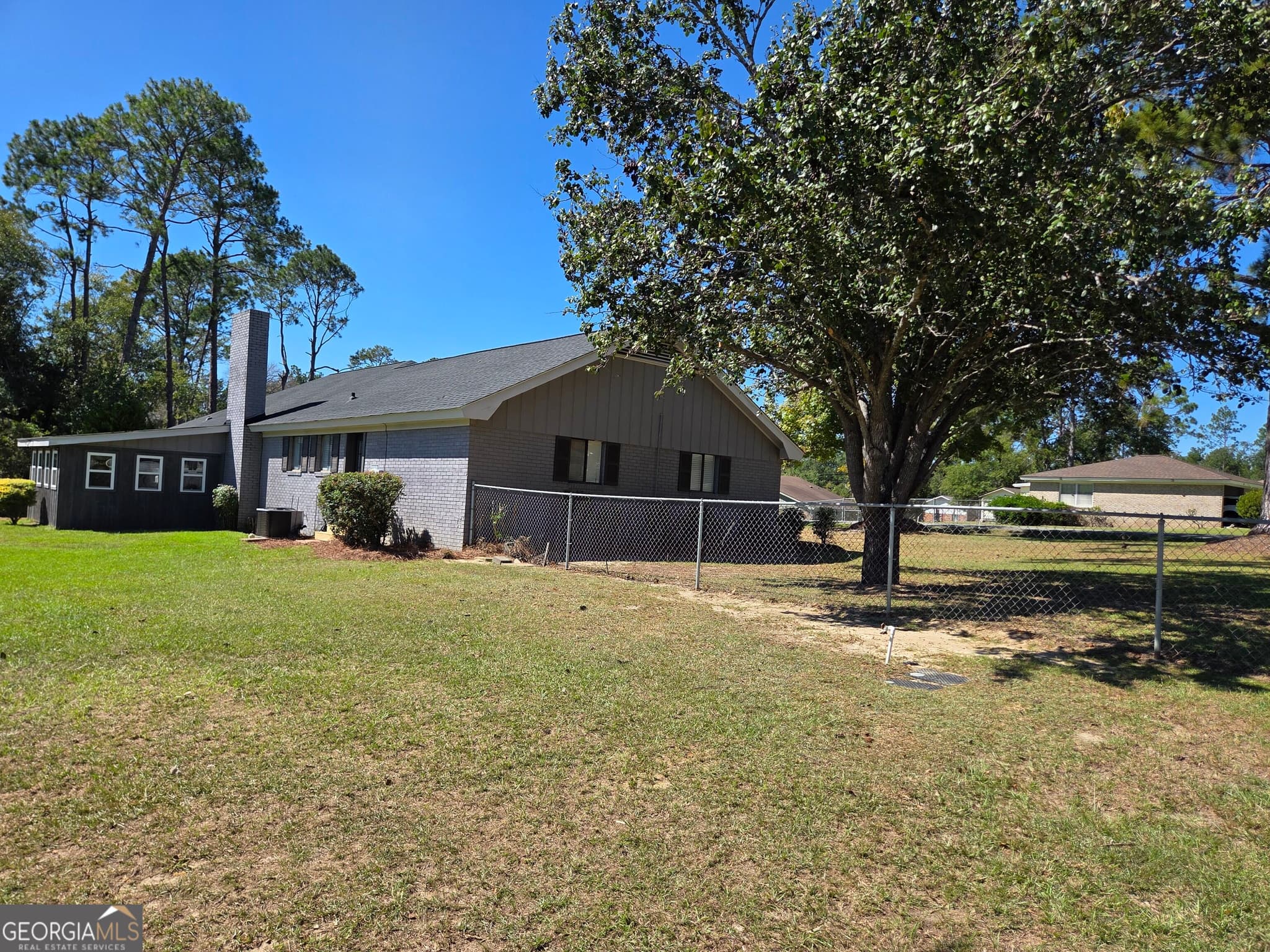 3 bedroom, 2 bathroom, 2,186 sq ft single family residence for sale at 1603 Fortune Court, Vidalia, GA 30474 — photo 6