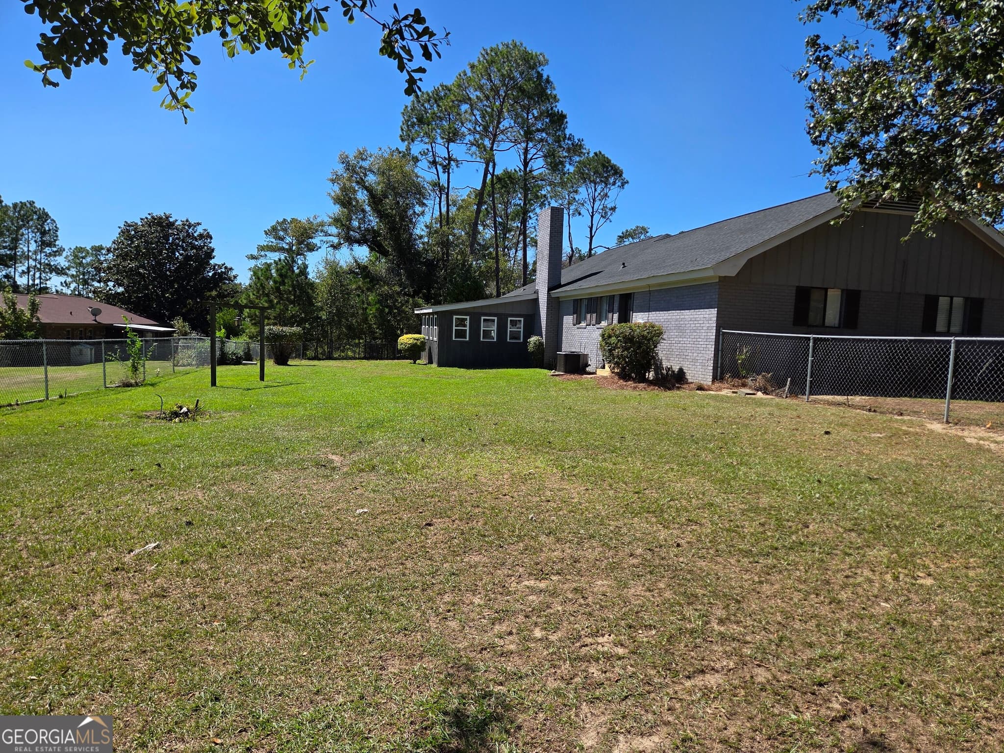 3 bedroom, 2 bathroom, 2,186 sq ft single family residence for sale at 1603 Fortune Court, Vidalia, GA 30474 — photo 5