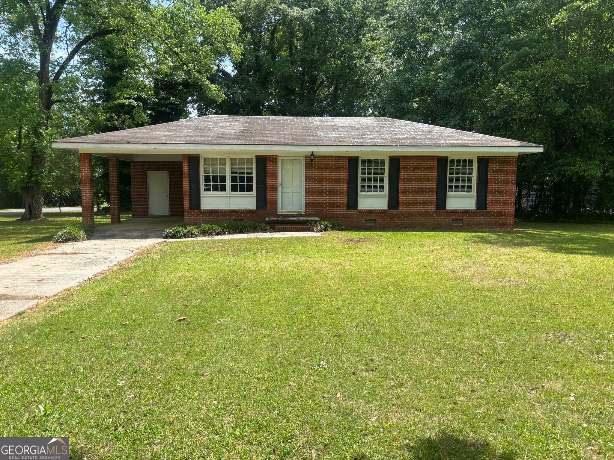 3 bedroom, 1 bathroom, 1,080 sq ft single family residence sold at 51 Robin Hood Road, Reynolds, GA 31076