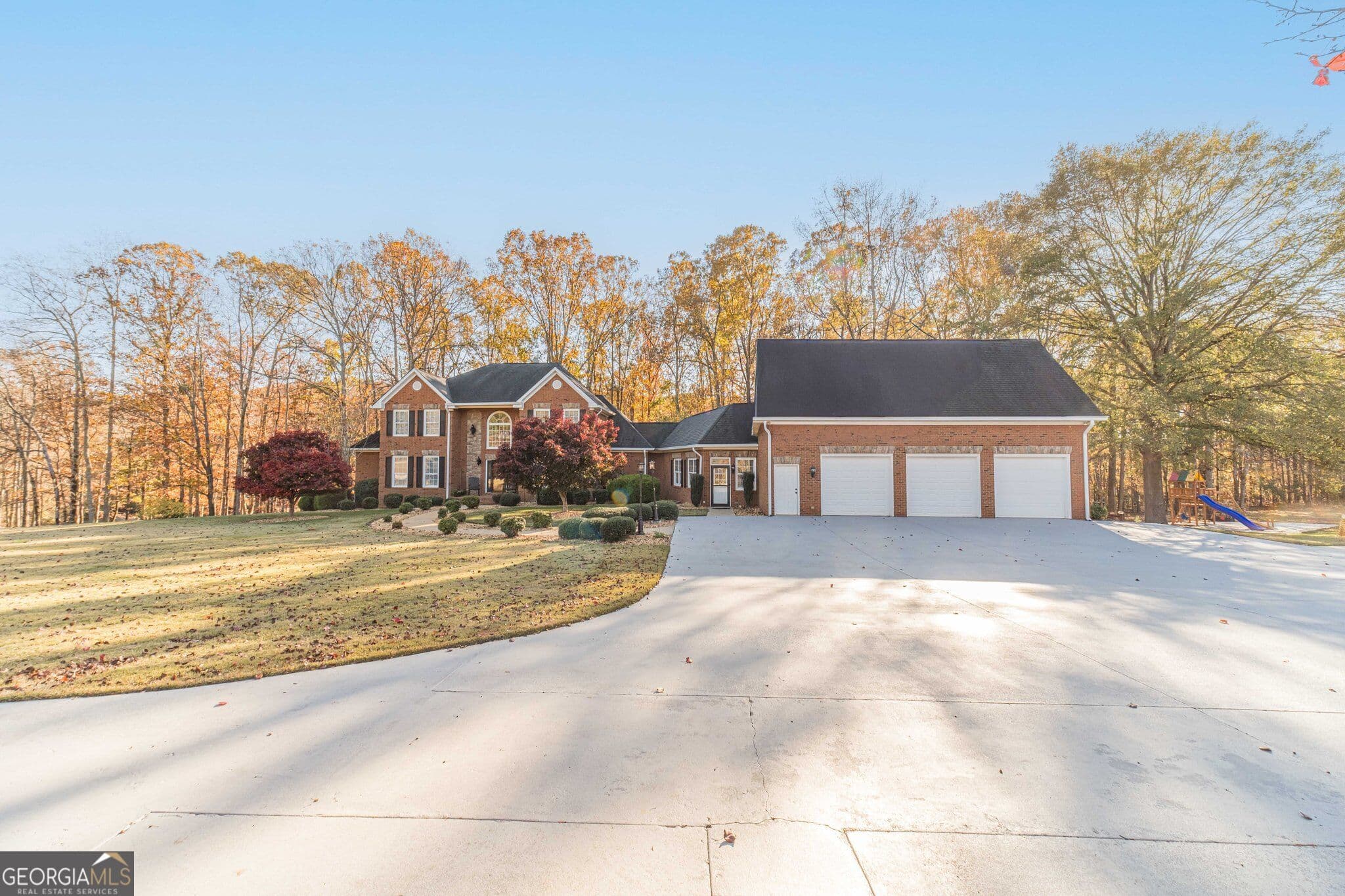5 bedroom, 5.5 bathroom, 10,335 sq ft single family residence for sale at 686A Newton Factory Bridge, Covington, GA 30014 — photo 2
