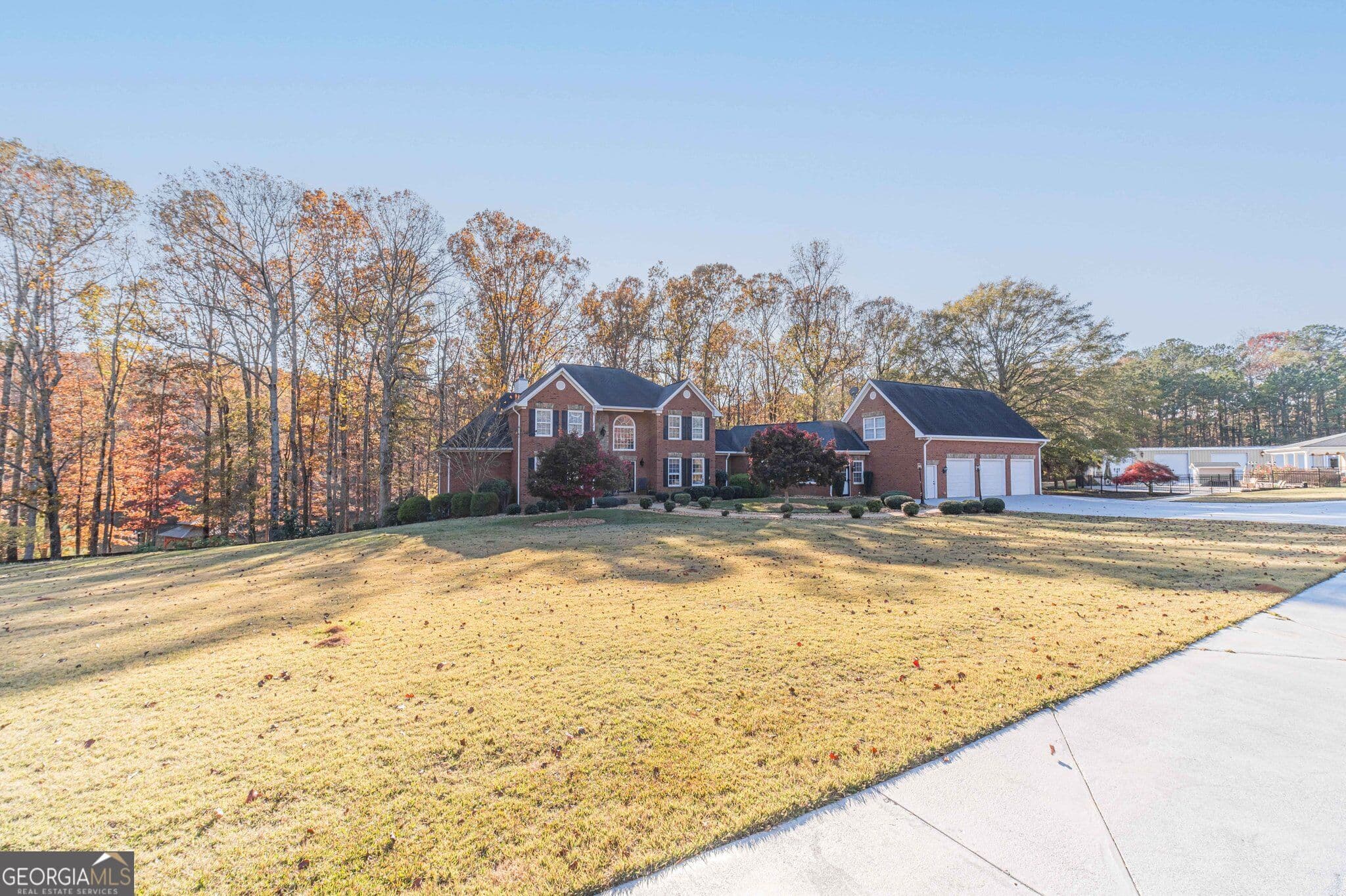 5 bedroom, 5.5 bathroom, 10,335 sq ft single family residence for sale at 686A Newton Factory Bridge, Covington, GA 30014 — photo 4